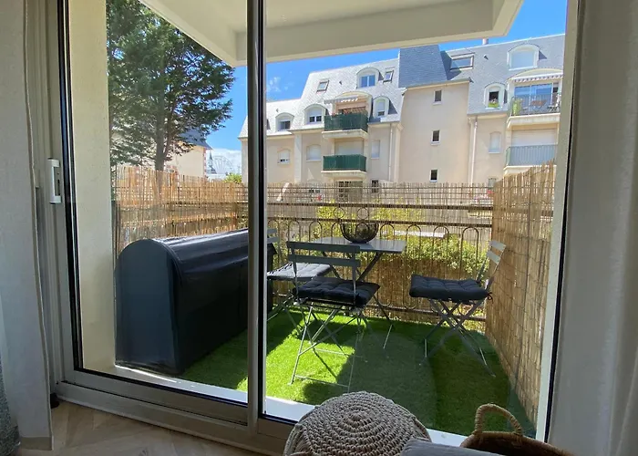 Διαμέρισμα Chaleureux Deux Piece Coeur De Avec Parking Prive Cabourg